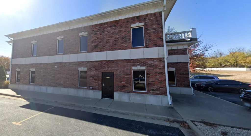 Joplin, MO office building at 1531 E 32nd Street